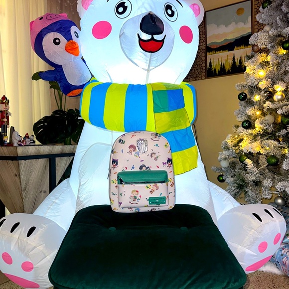 Attack on Titan, hello Kitty and friends mini
Backp - Picture 5 of 5